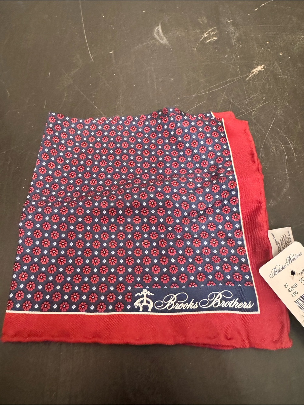 Brooks Brothers Silk Handkerchief Pocket Square Maroon Burgundy Navy Daisies